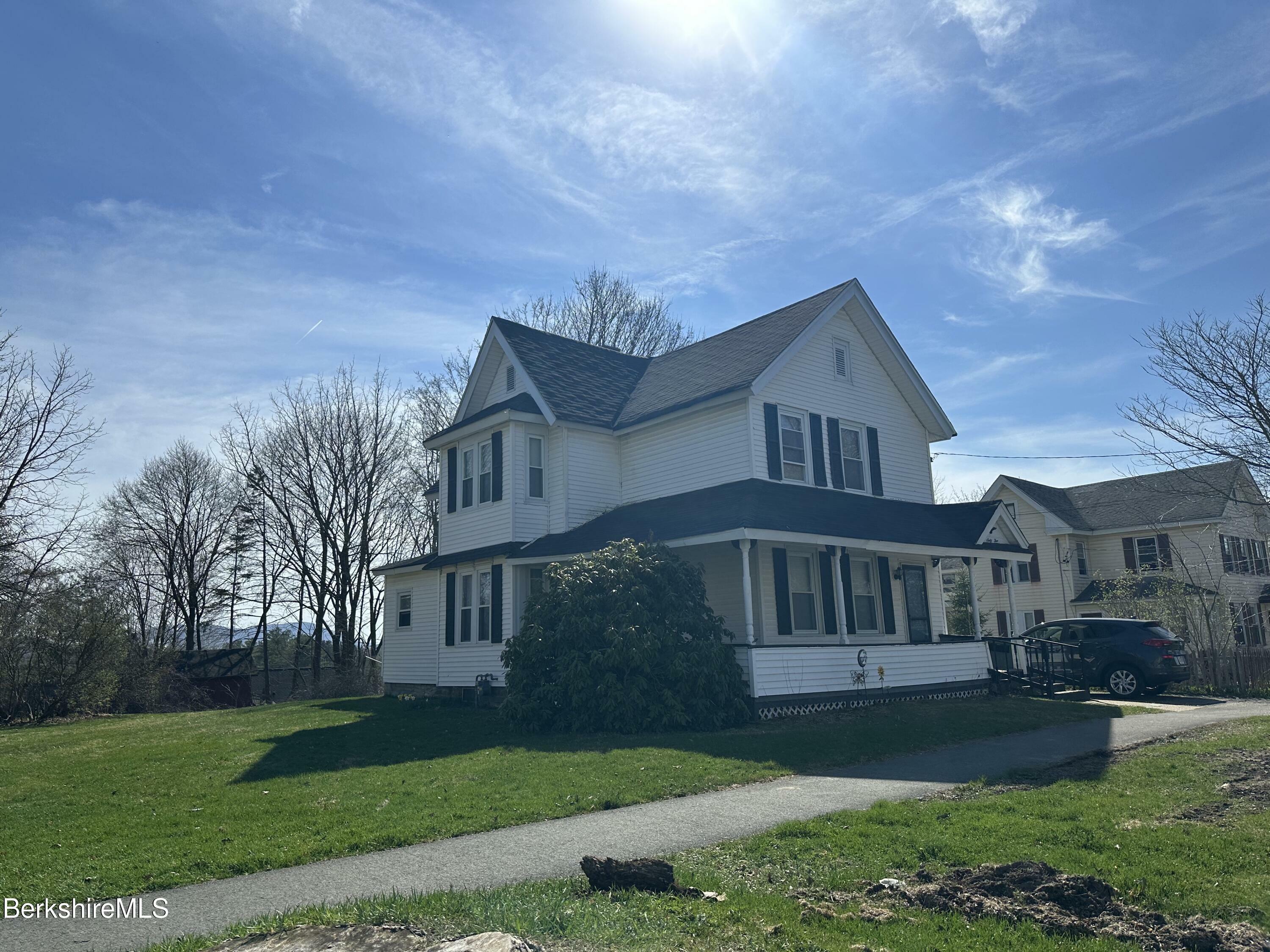 65 Weller Ave  Pittsfield MA 01201 photo