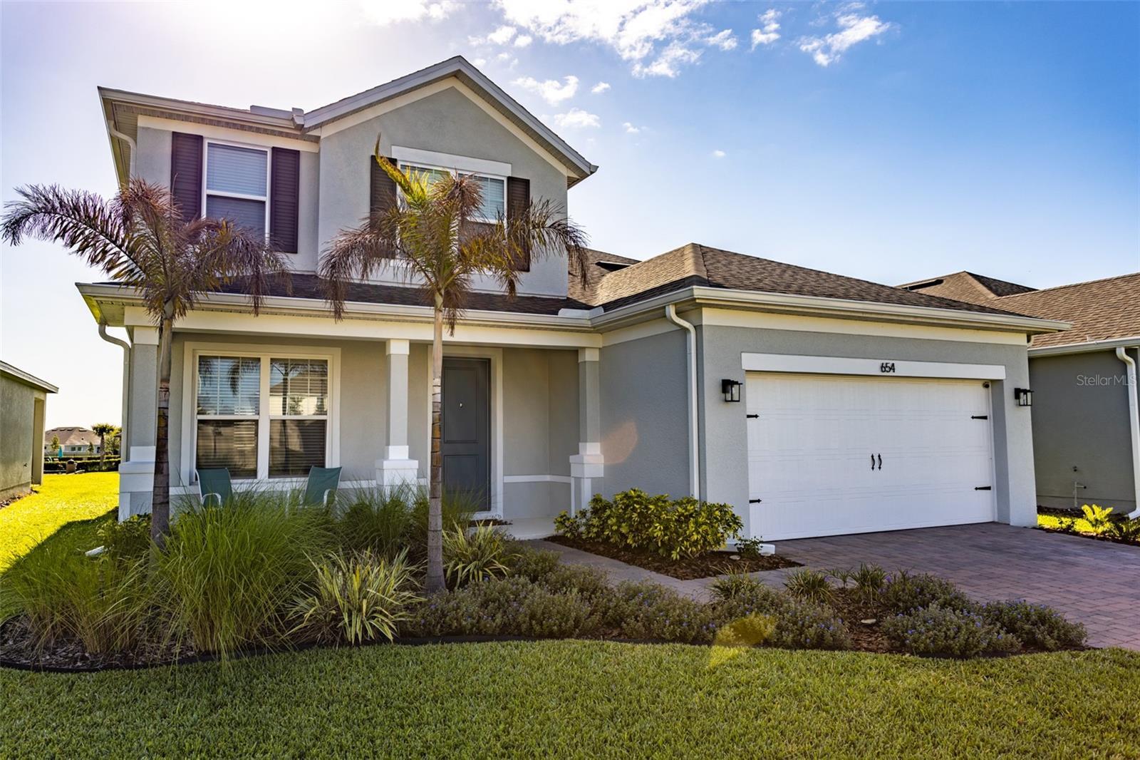 Property Photo: 654 Anna Ridge Road FL 34715