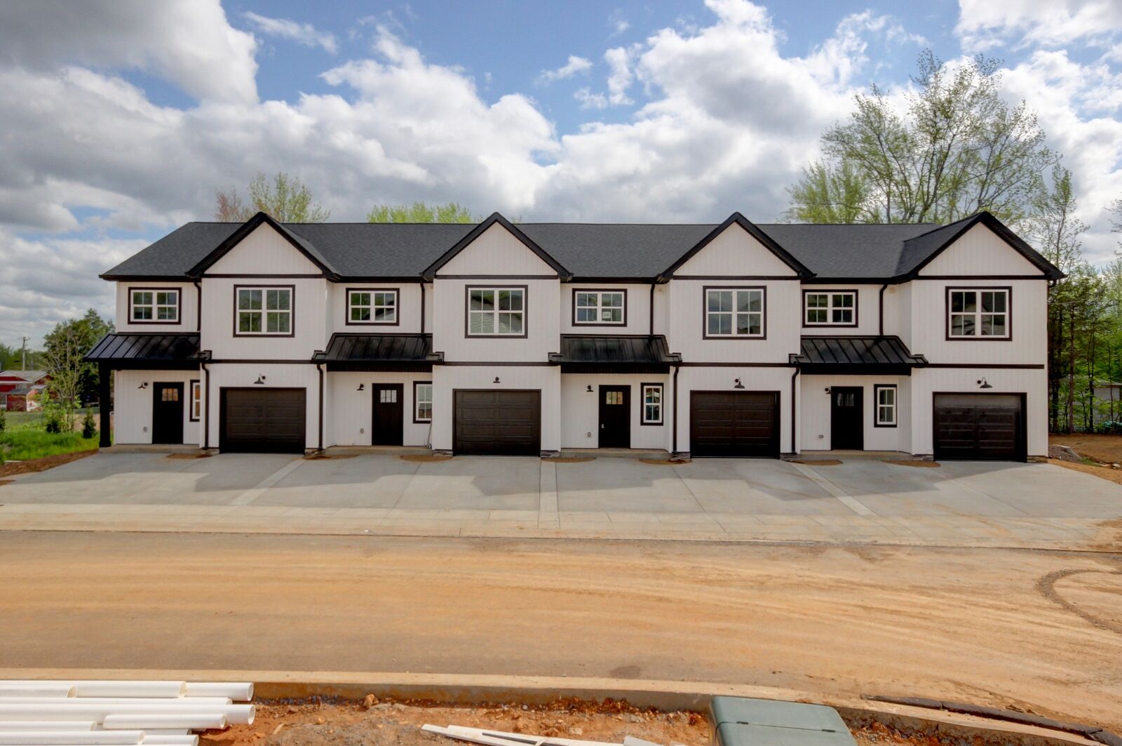 Property Photo:  166 Sango Dr 15  TN 37043 