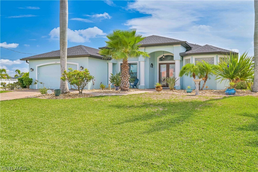 Property Photo: 2607 SW 21st Avenue FL 33914
