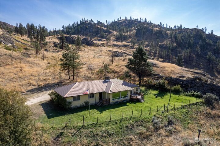 Property Photo: 479 Columbia River Road WA 98841