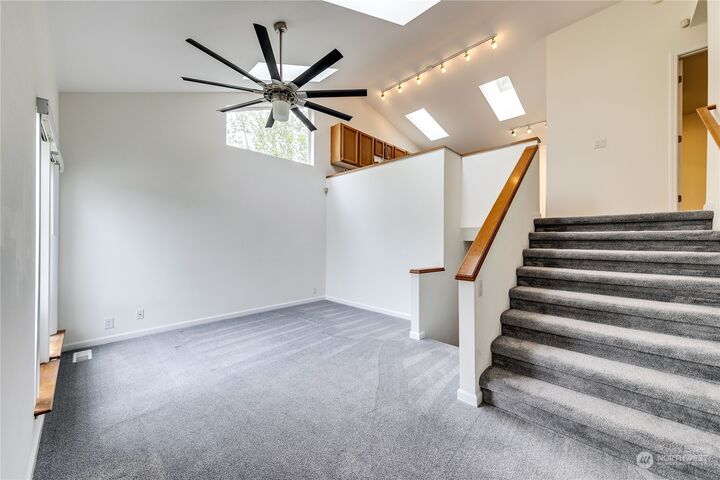 Property Photo: 2636 NE Coventry Place WA 98311