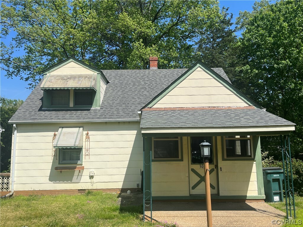 Property Photo: 308 Seven Pines Avenue VA 23150