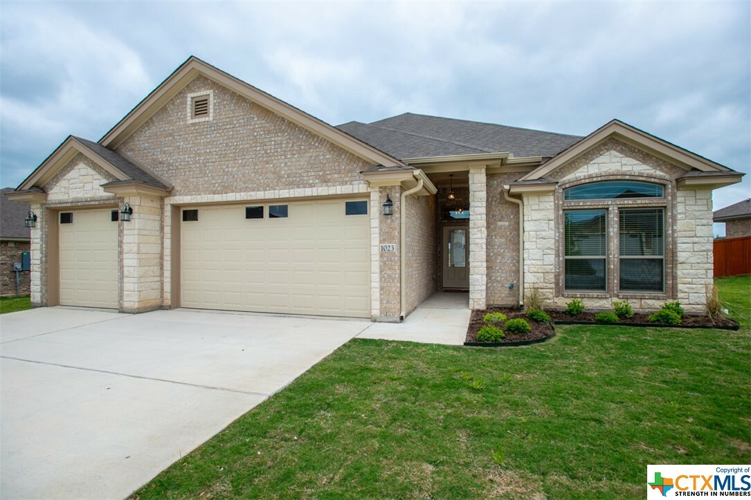 Property Photo:  1023 Winchester Drive  TX 76559 