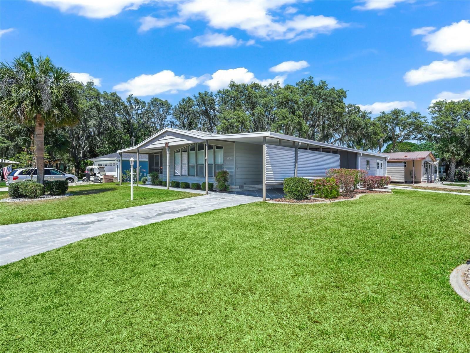 Property Photo:  1701 Lilly Lane  FL 32159 