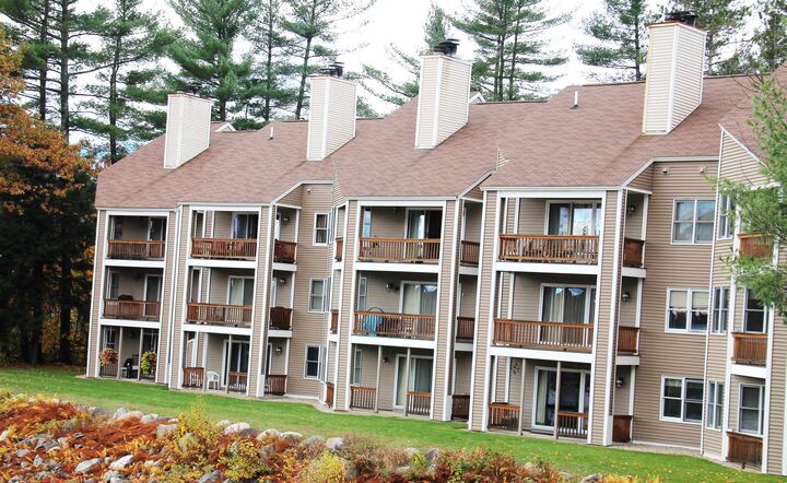 Property Photo: 20 Crossings Drive 203 NH 03262