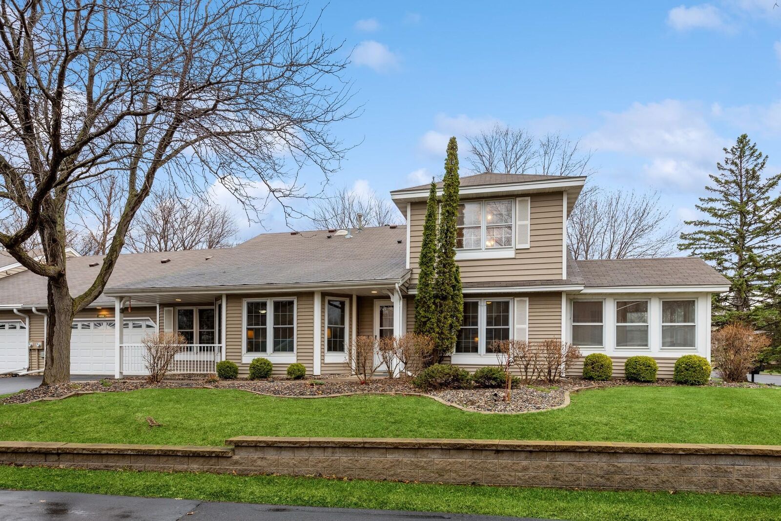 Property Photo:  14744 Oak Run Lane  MN 55306 