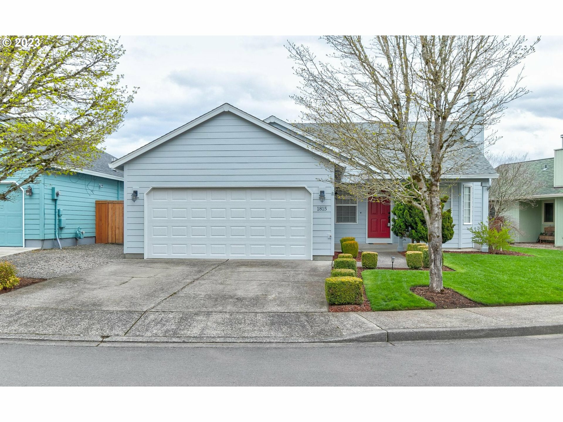 Property Photo: 1815 SE 176th Pl WA 98683