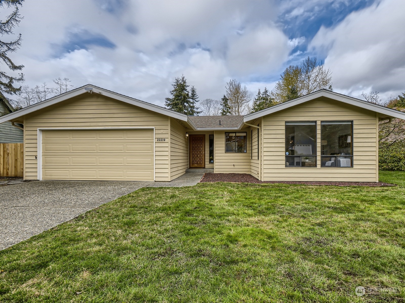 22219 84th Avenue W  Edmonds WA 98026 photo