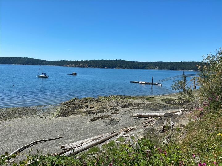 Property Photo:  2024 Deer Harbor Road  WA 98245 