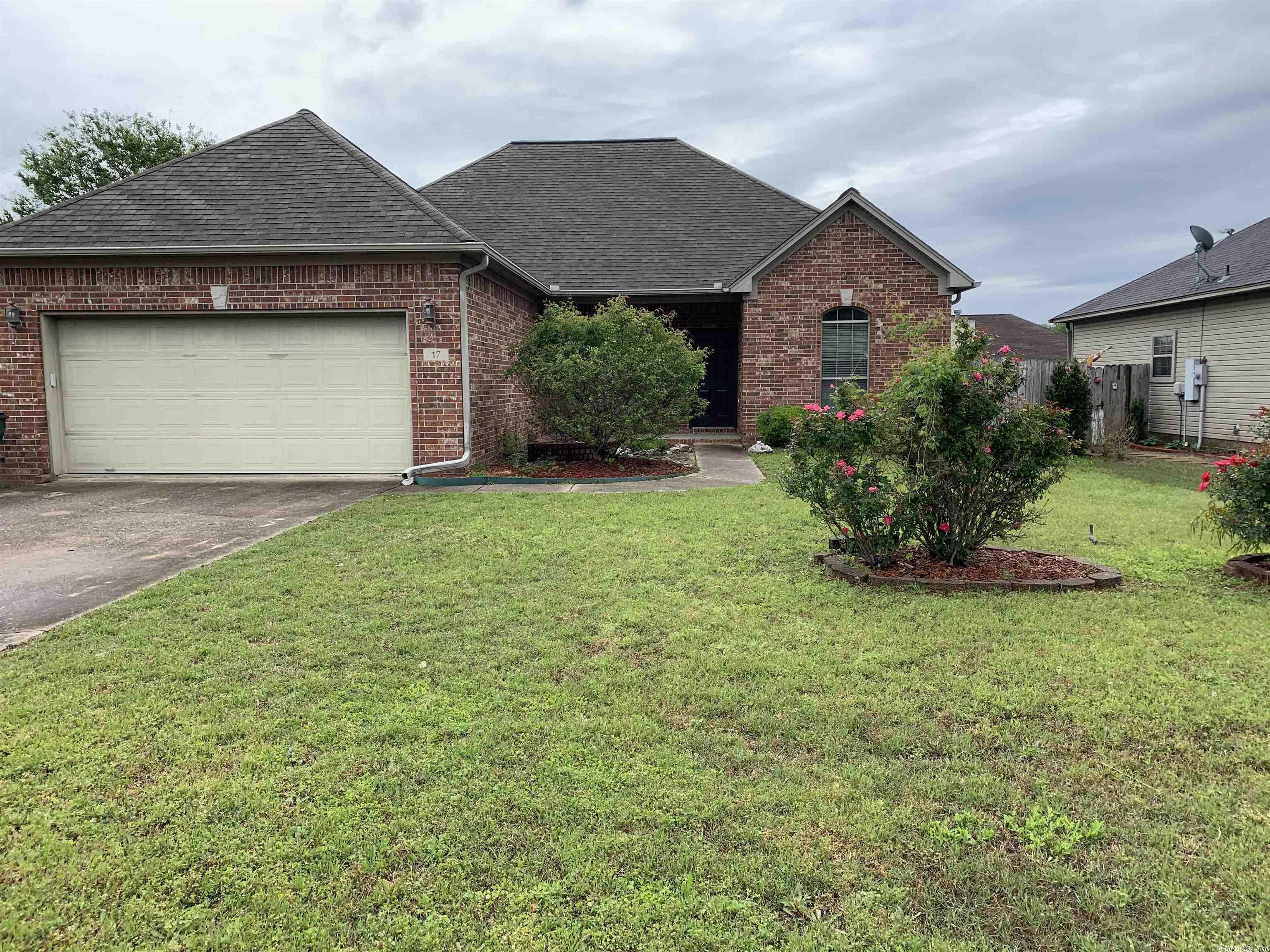 Property Photo:  17 Westfield Cir  AR 72210 