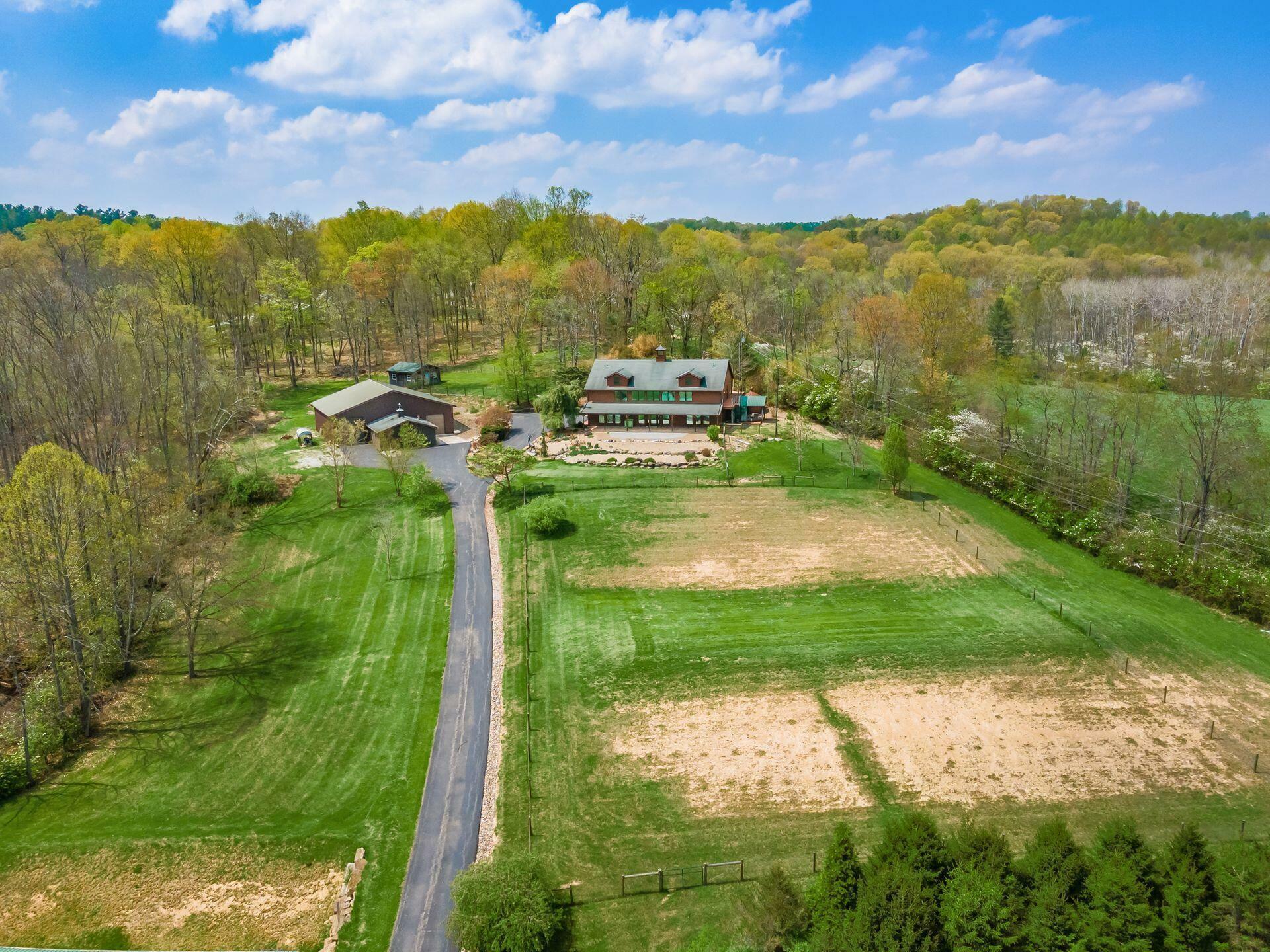 Property Photo: 11051 Maysville Williams Road OH 43138