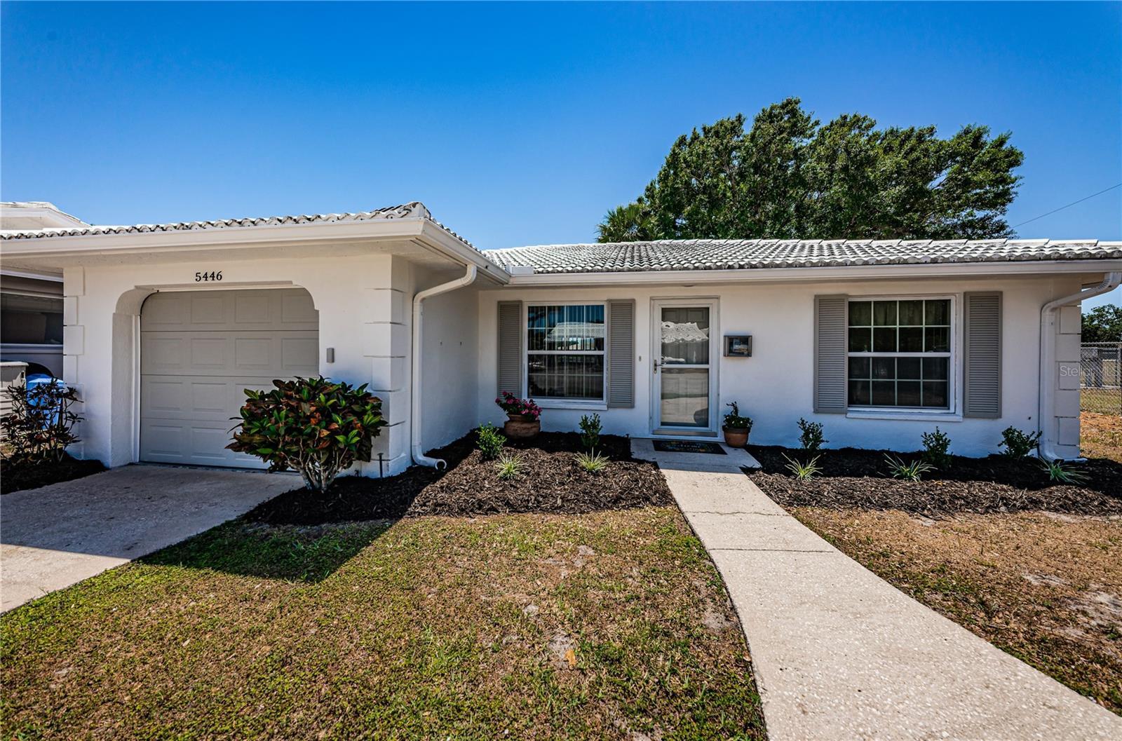 Property Photo: 5446 Magnolia Trail N FL 33782
