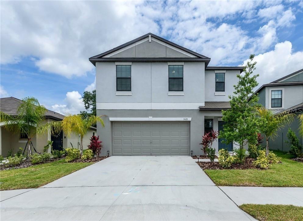 Property Photo: 5123 Brickwood Rise Drive FL 33598