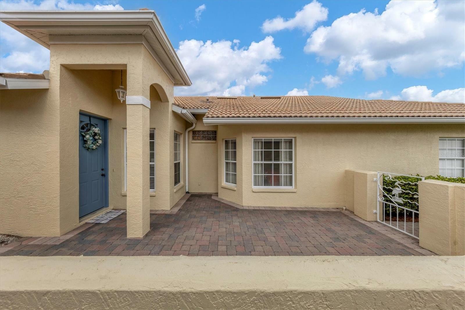 Property Photo: 229 Vista Del Lago Way FL 34292