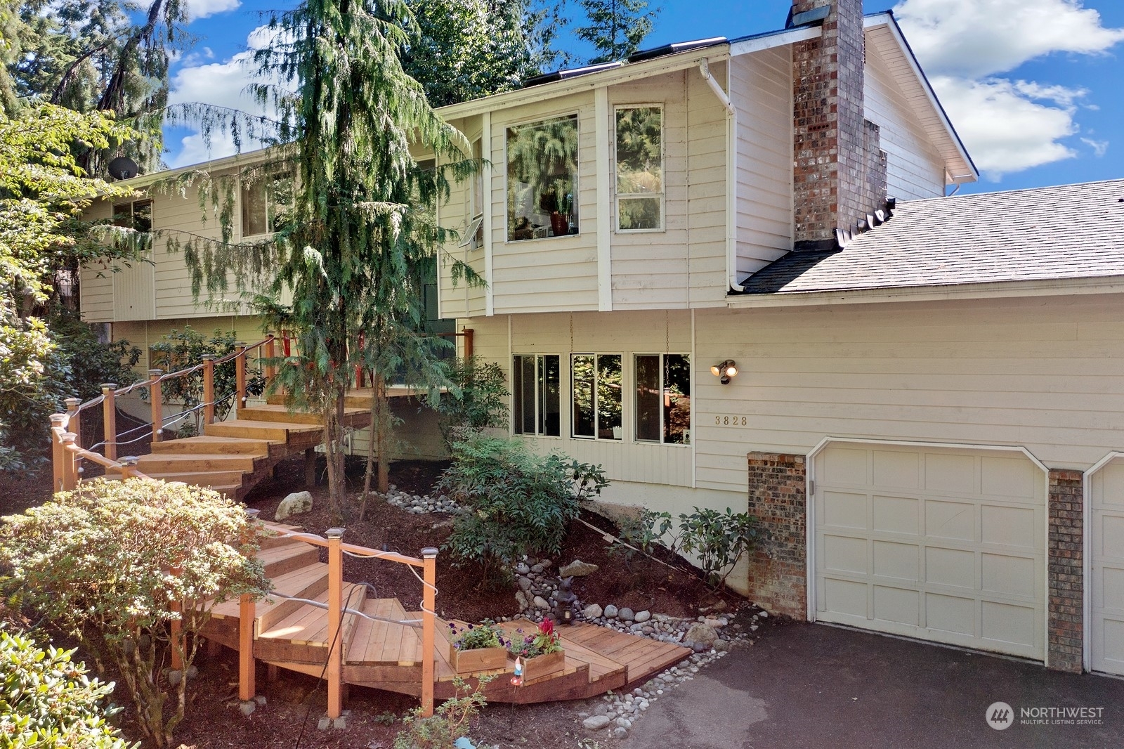 Property Photo: 3828 226th Place NE WA 98223