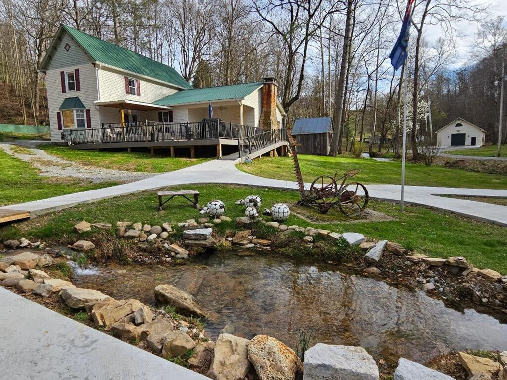 Property Photo: 479 Ferguson Ridge Road TN 37879