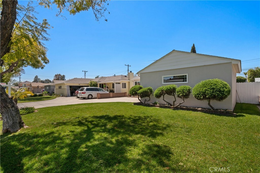 Property Photo:  6141 Fanwood Avenue  CA 90713 