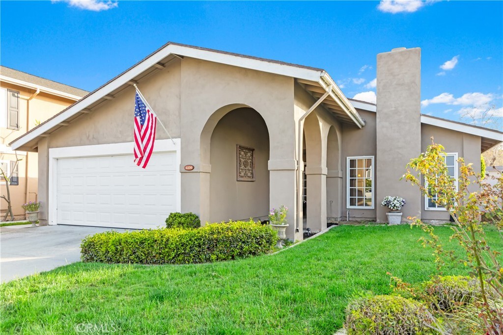 Property Photo: 5336 Horsham Avenue CA 92683