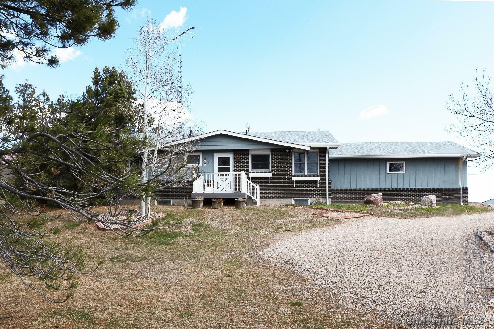 Property Photo: 852 E Riding Club Rd WY 82009