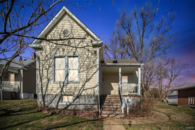 Property Photo: 6531 Marmaduke Avenue MO 63139