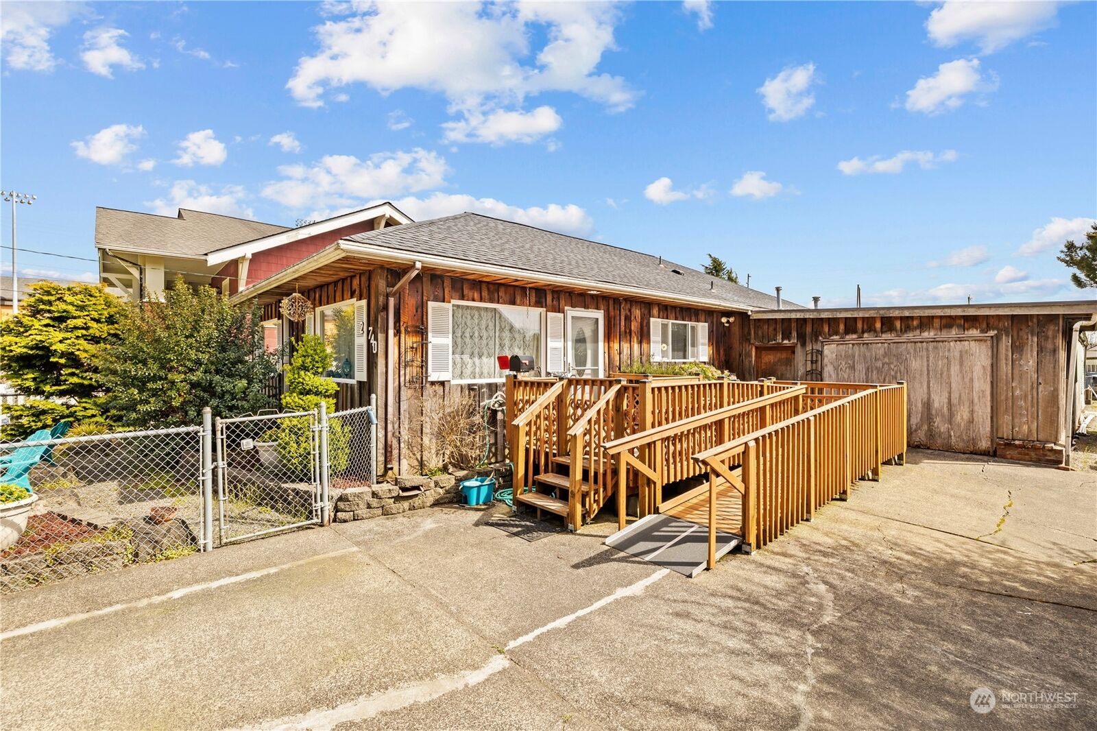 Property Photo:  2740 Queets Avenue  WA 98550 