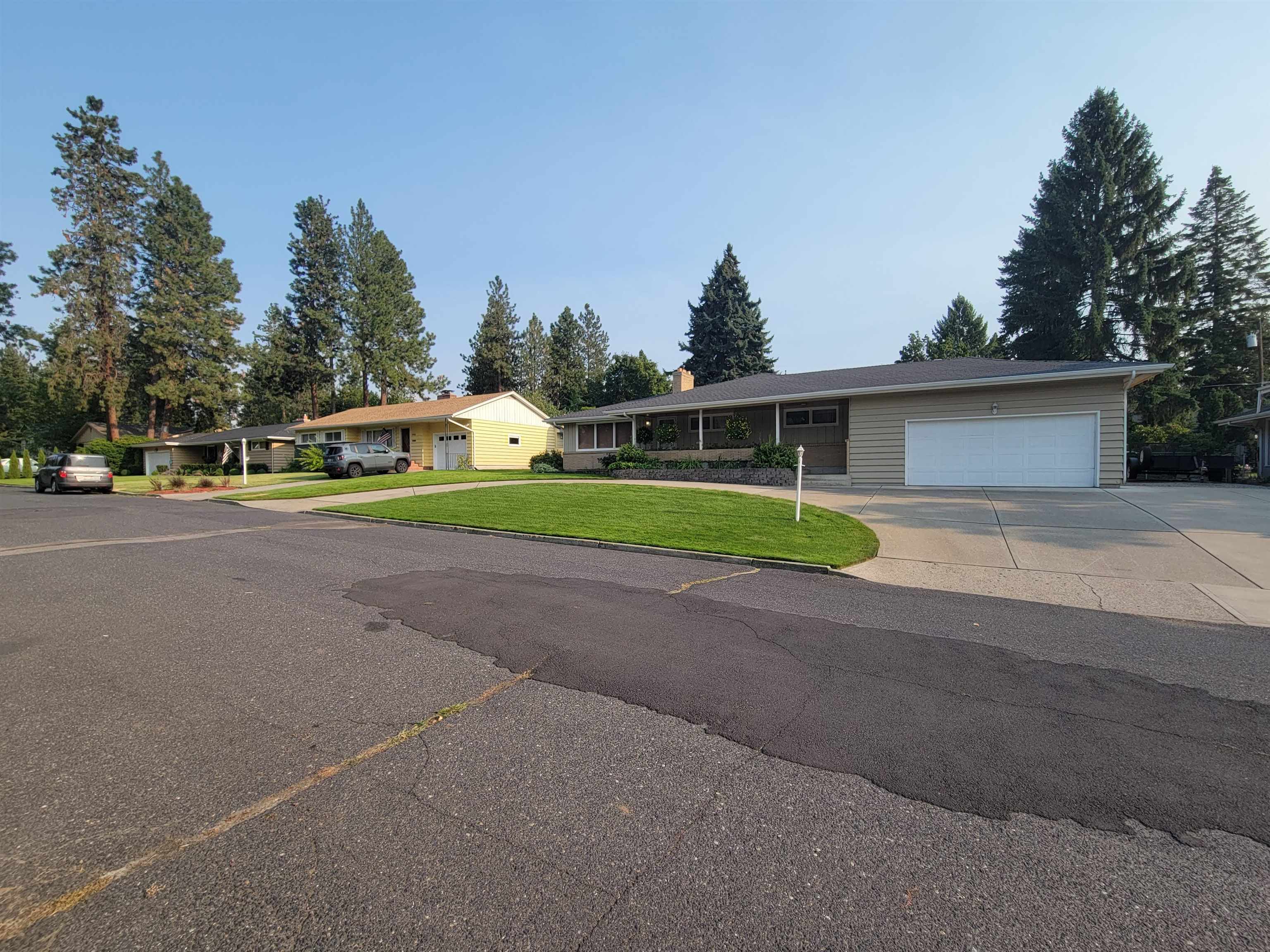 Property Photo:  1426 E 38th Ave  WA 99203 