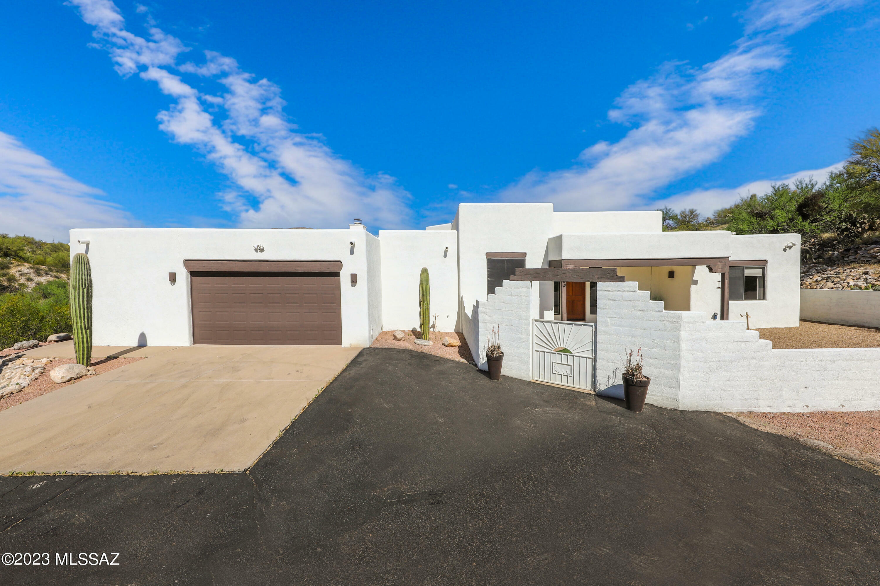 Property Photo:  11646 E Saguaro Crest Place  AZ 85747 