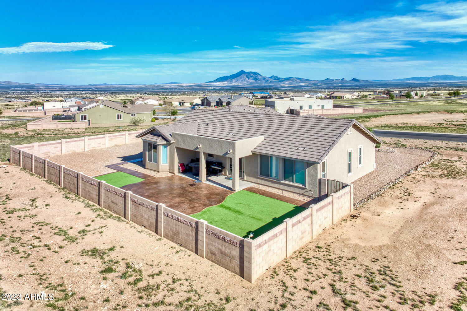 Property Photo: 6676 E Saddlehorn Circle AZ 85615