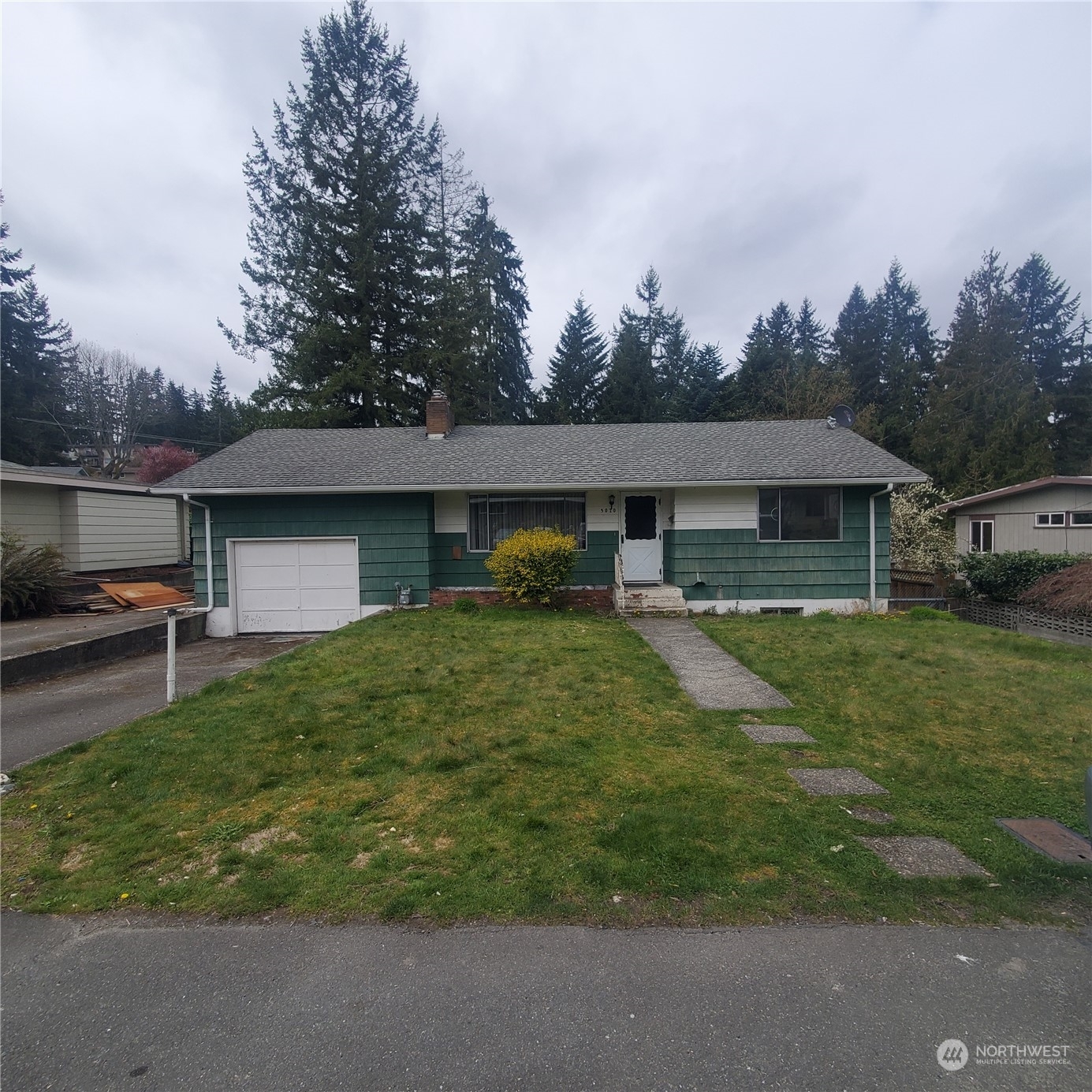 Property Photo:  5020 W View Drive  WA 98203 