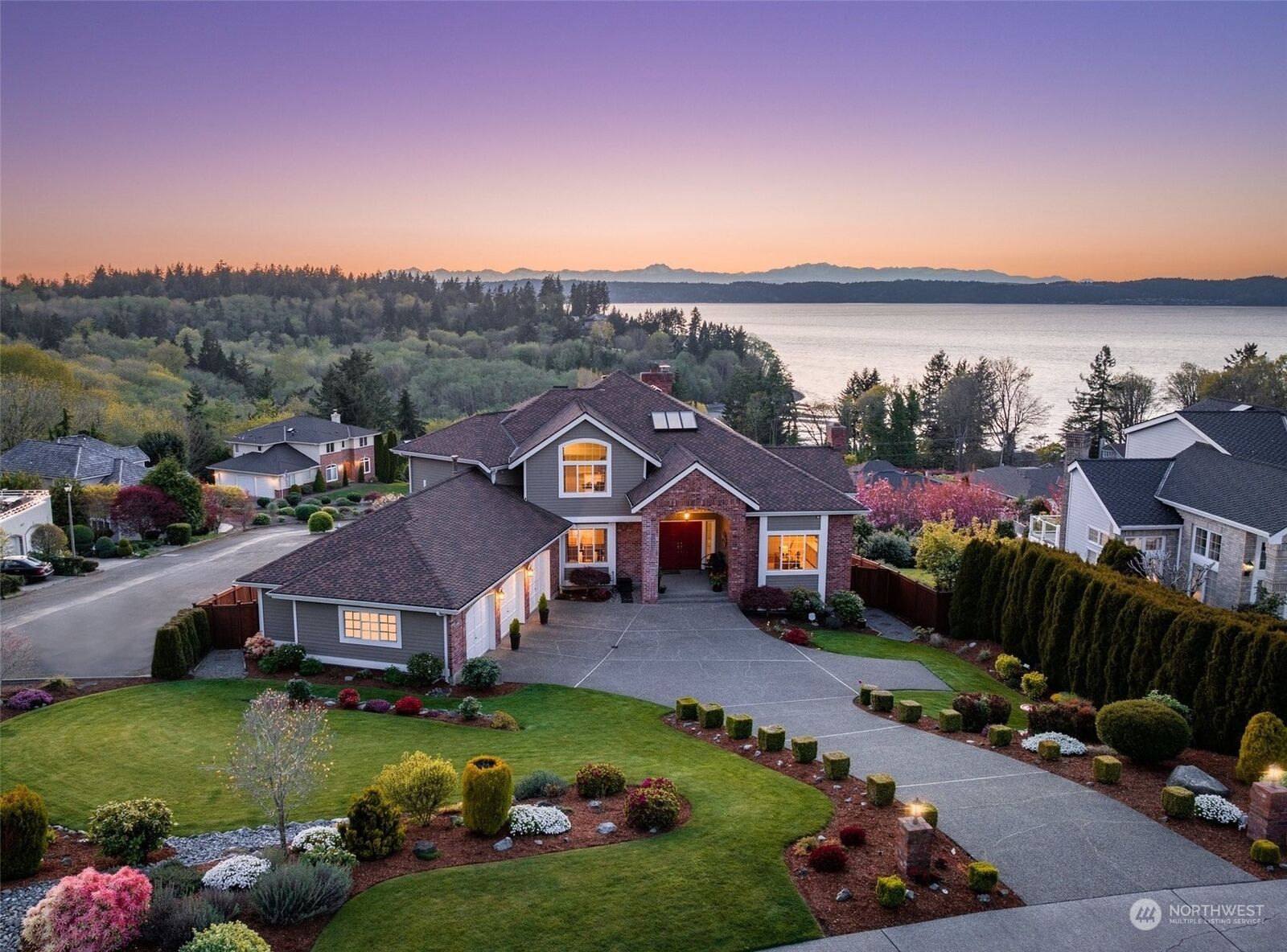 Property Photo:  31013 36th Avenue SW  WA 98023 