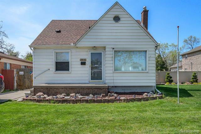 Property Photo:  5815 Whitefield Street  MI 48127 