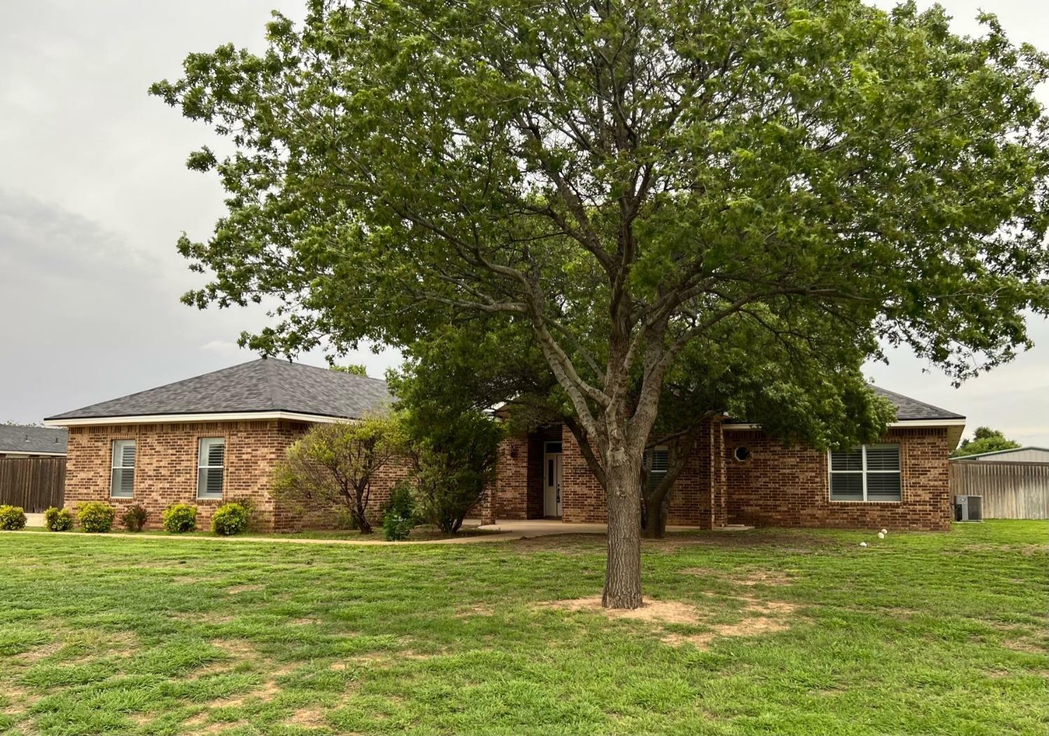 Property Photo: 6402 County Road 7415 TX 79424