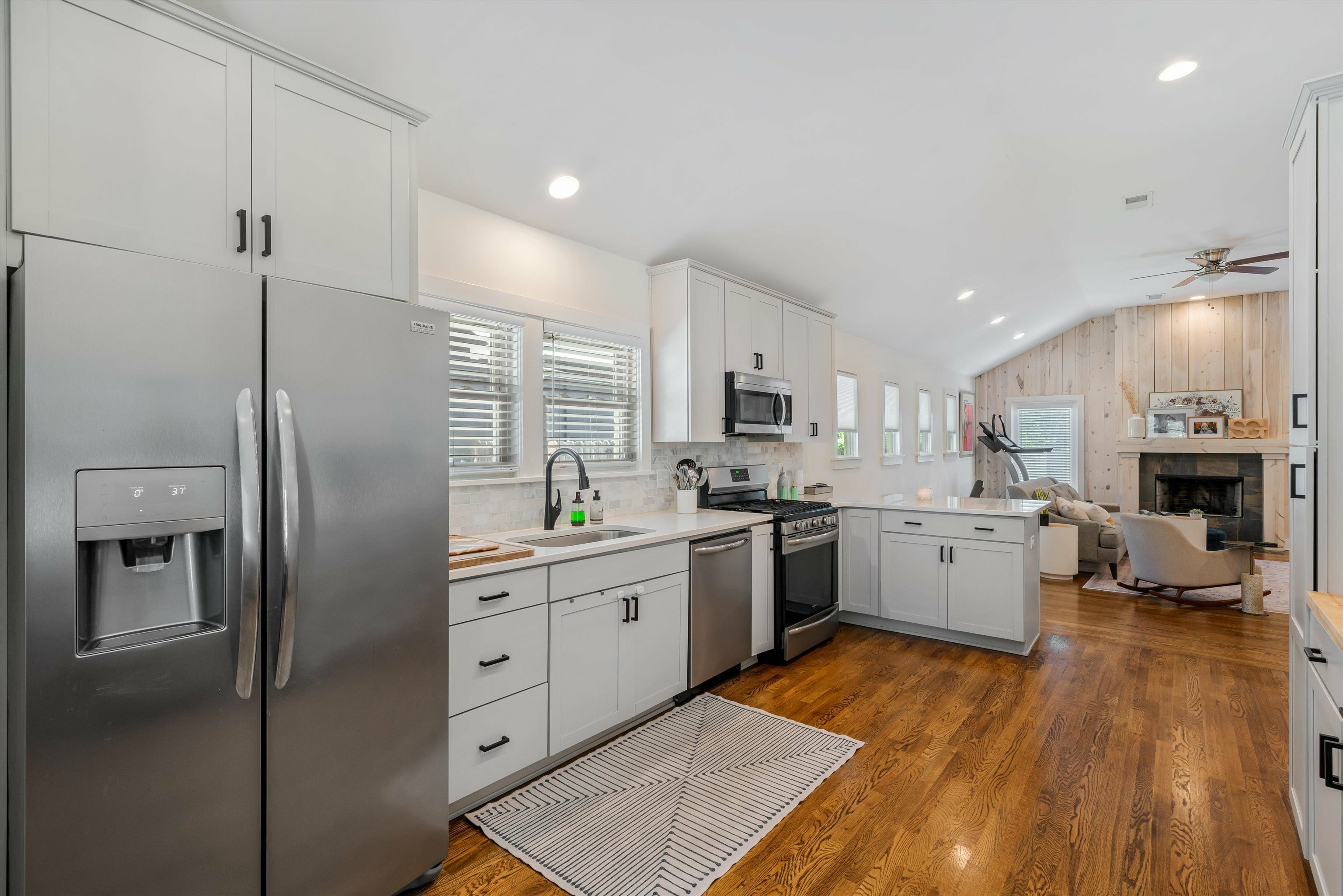 Property Photo: 444 S Holmes St S TN 38111