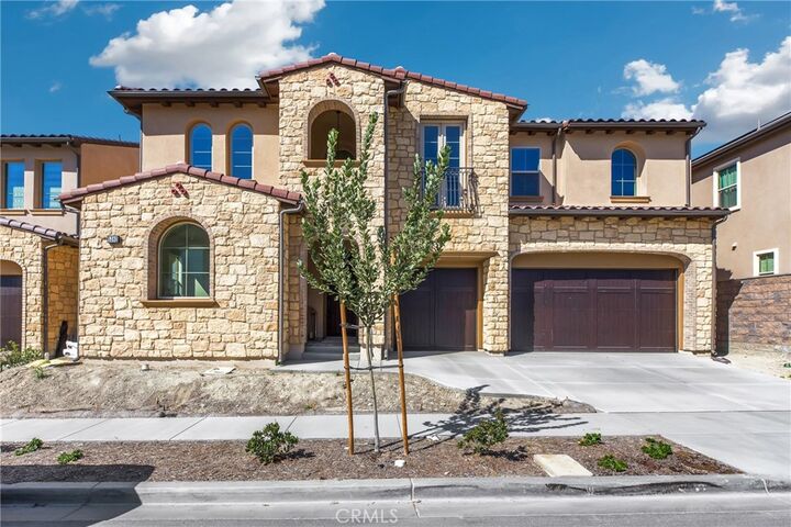 Property Photo:  5382 Heritage Oak Drive  CA 92679 