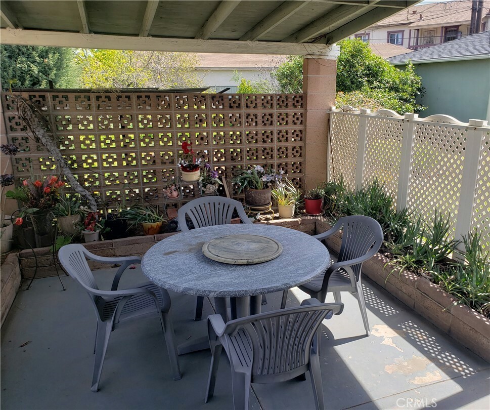 Property Photo:  2000 Edgewood Drive  CA 91803 