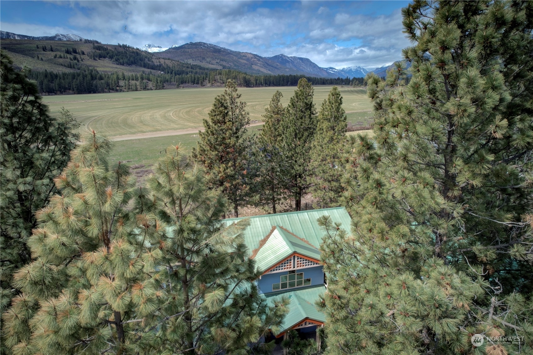 Property Photo:  53 Pleasant View Drive  WA 98862 