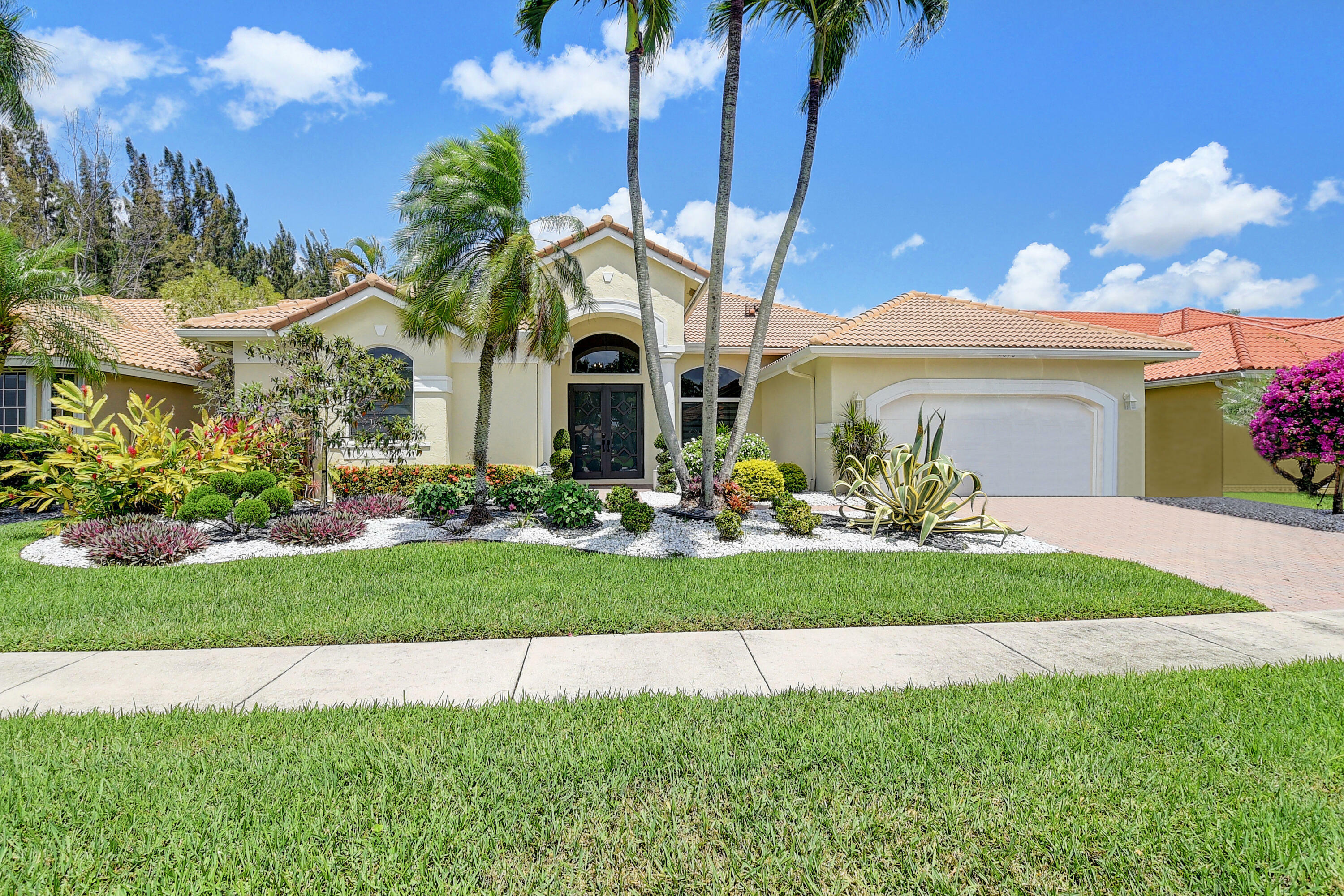 Property Photo: 7876 Bridlington Drive FL 33472