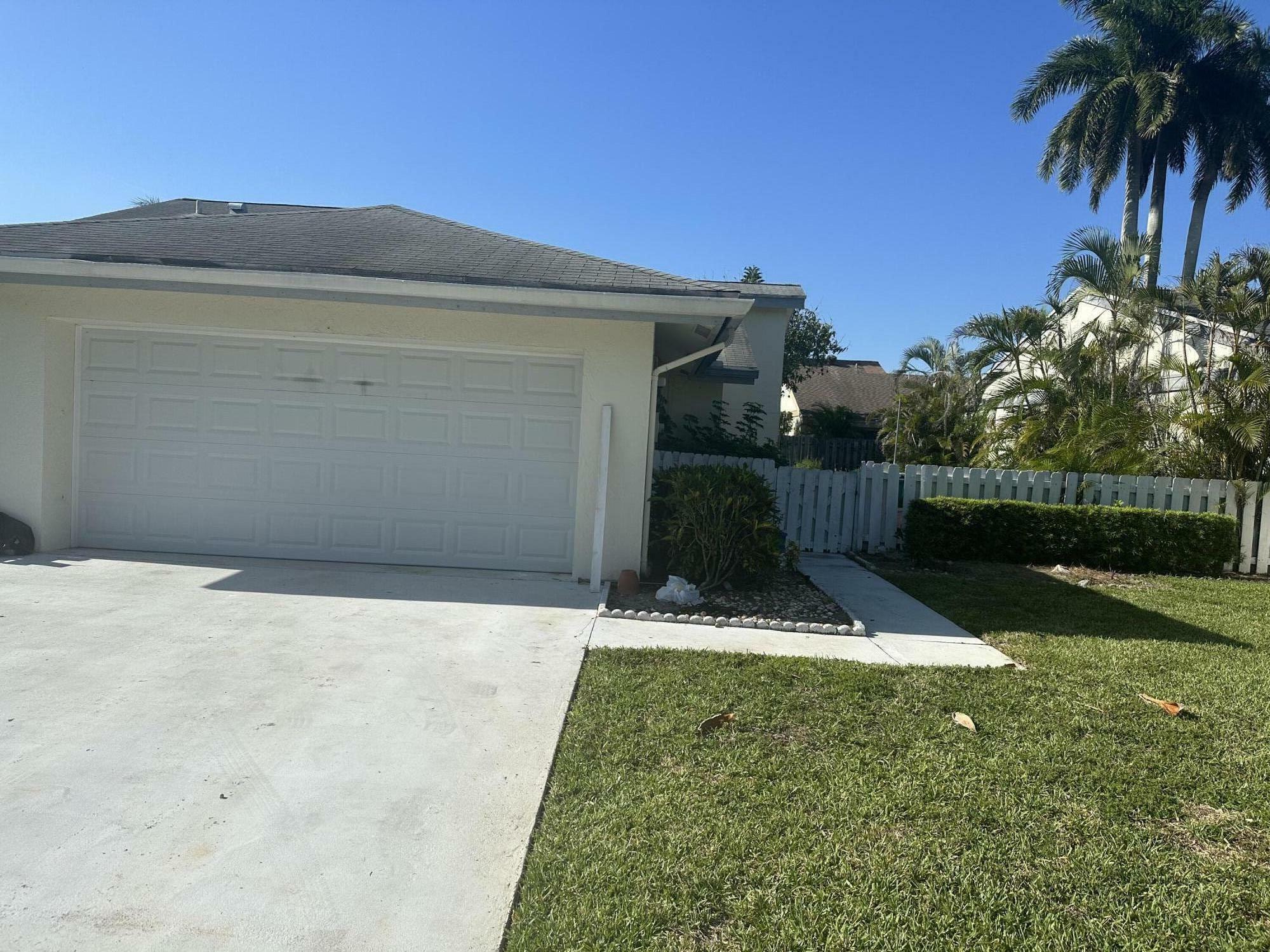 Property Photo:  83 Baytree Circle  FL 33436 