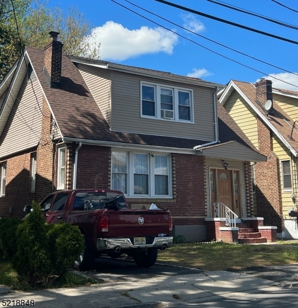 Property Photo:  51 Sheridan St  NJ 07111 