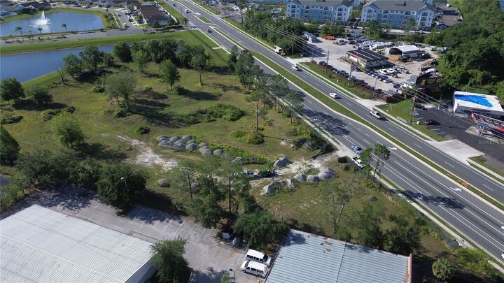 Property Photo:  6347 Narcoossee Road  FL 32822 