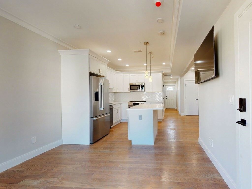 Property Photo:  41 Fairbanks St 3  MA 02135 