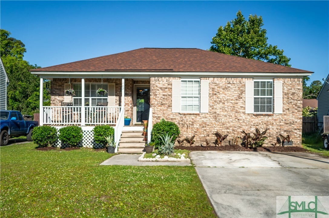 Property Photo:  109 Dry Dock Court  GA 31410 