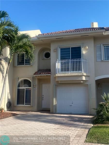 Property Photo: 10170 SW 88th St 302 FL 33176