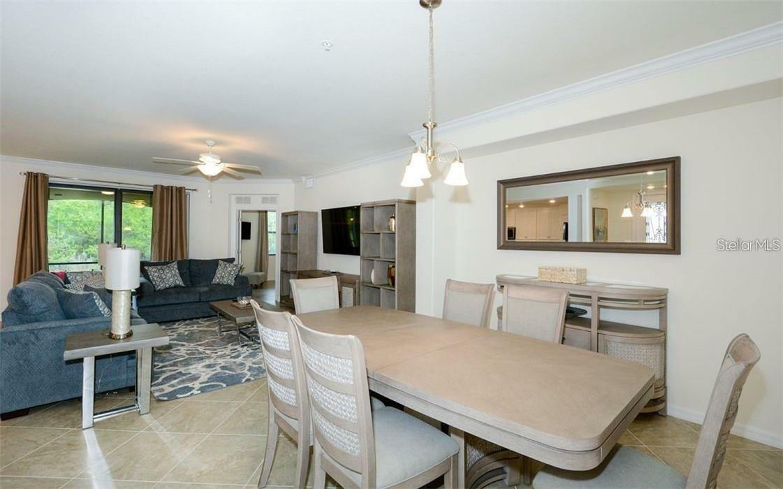 Property Photo:  17627 Gawthrop Drive 101  FL 34211 