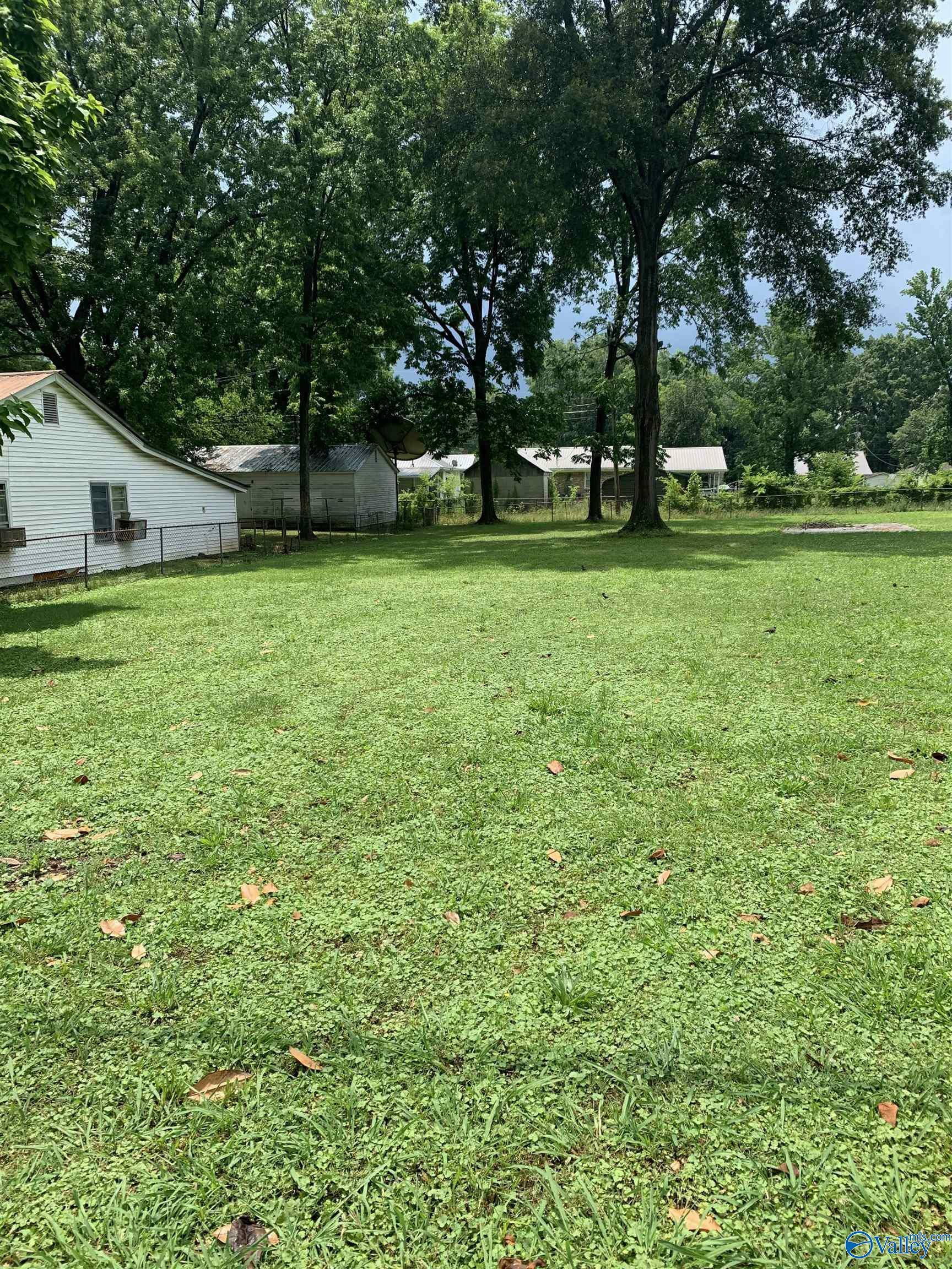 Property Photo:  Lot 5 6th Avenue  AL 35805 