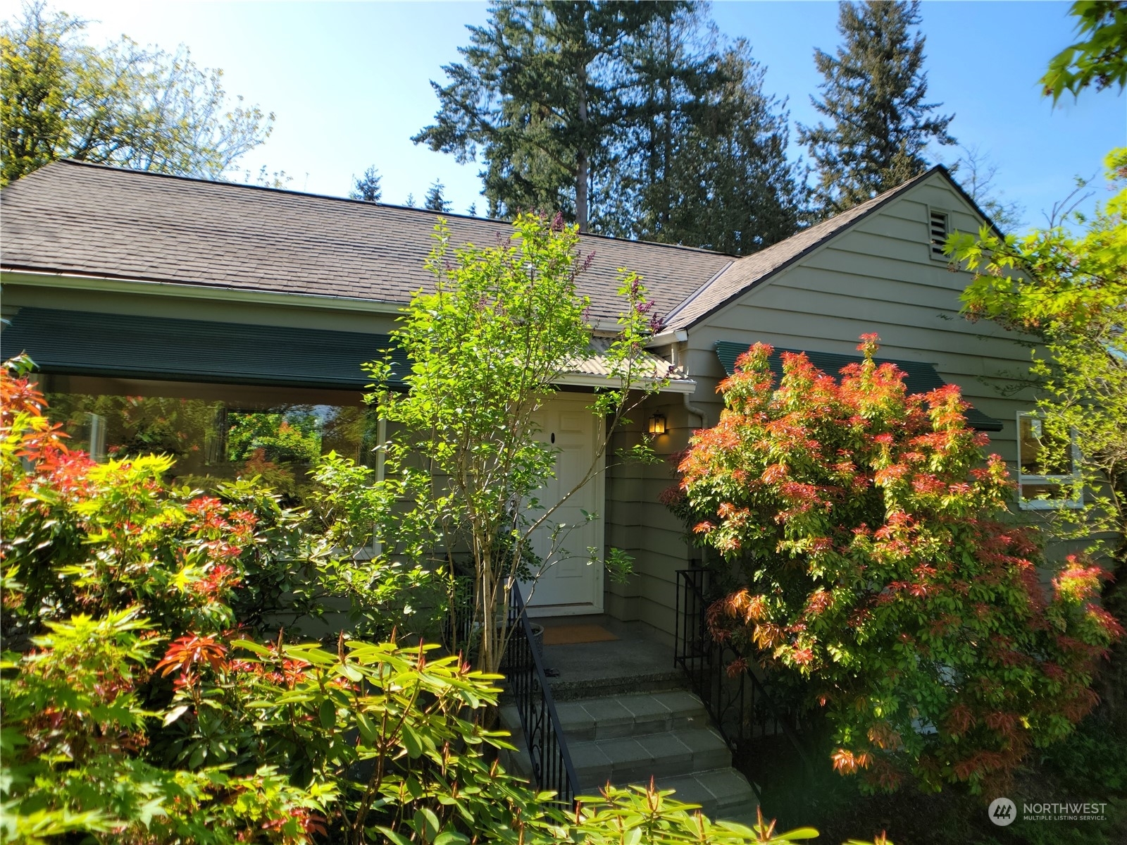 Property Photo:  11307 24th Avenue NE  WA 98125 