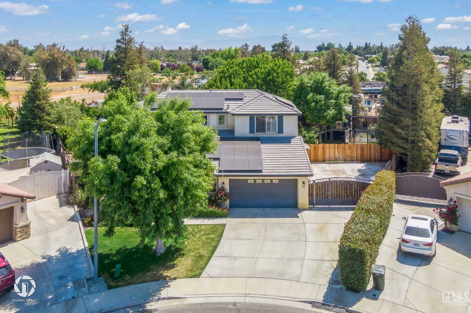 Property Photo: 15100 Sage Vineyard Court CA 93314