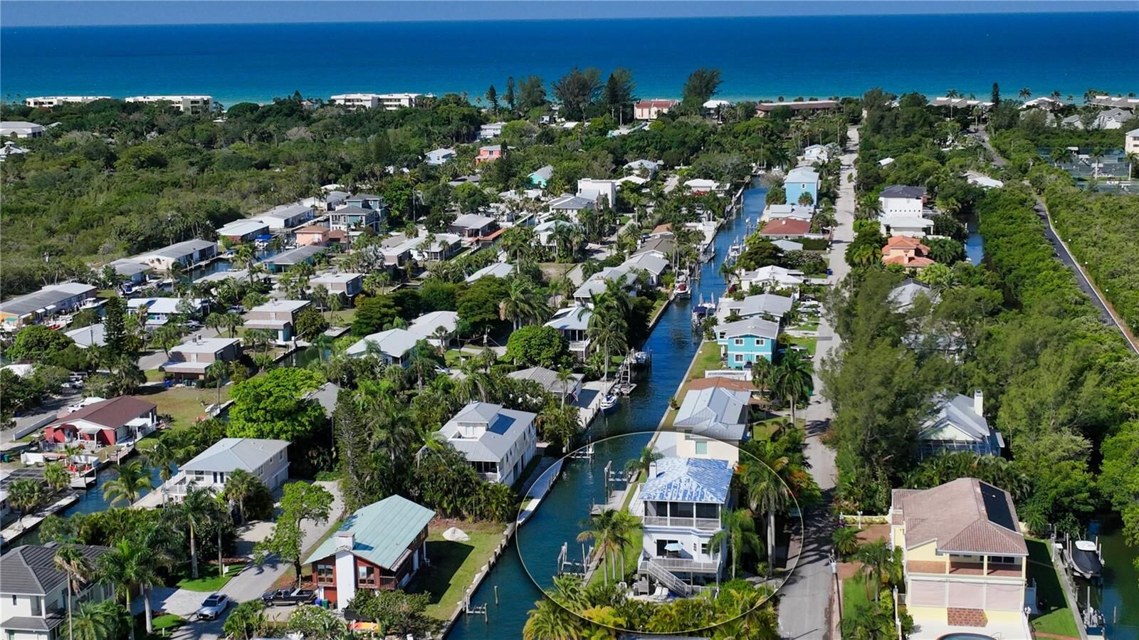 Property Photo:  816 Jungle Queen Way  FL 34228 