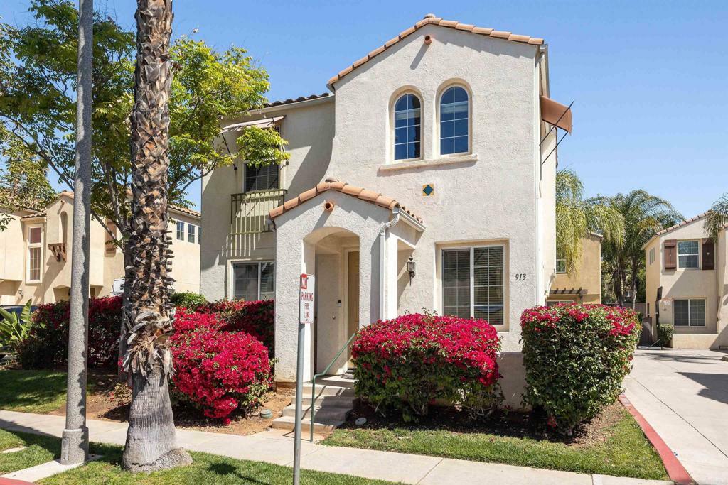 Property Photo:  913 Teatro Circle  CA 92021 